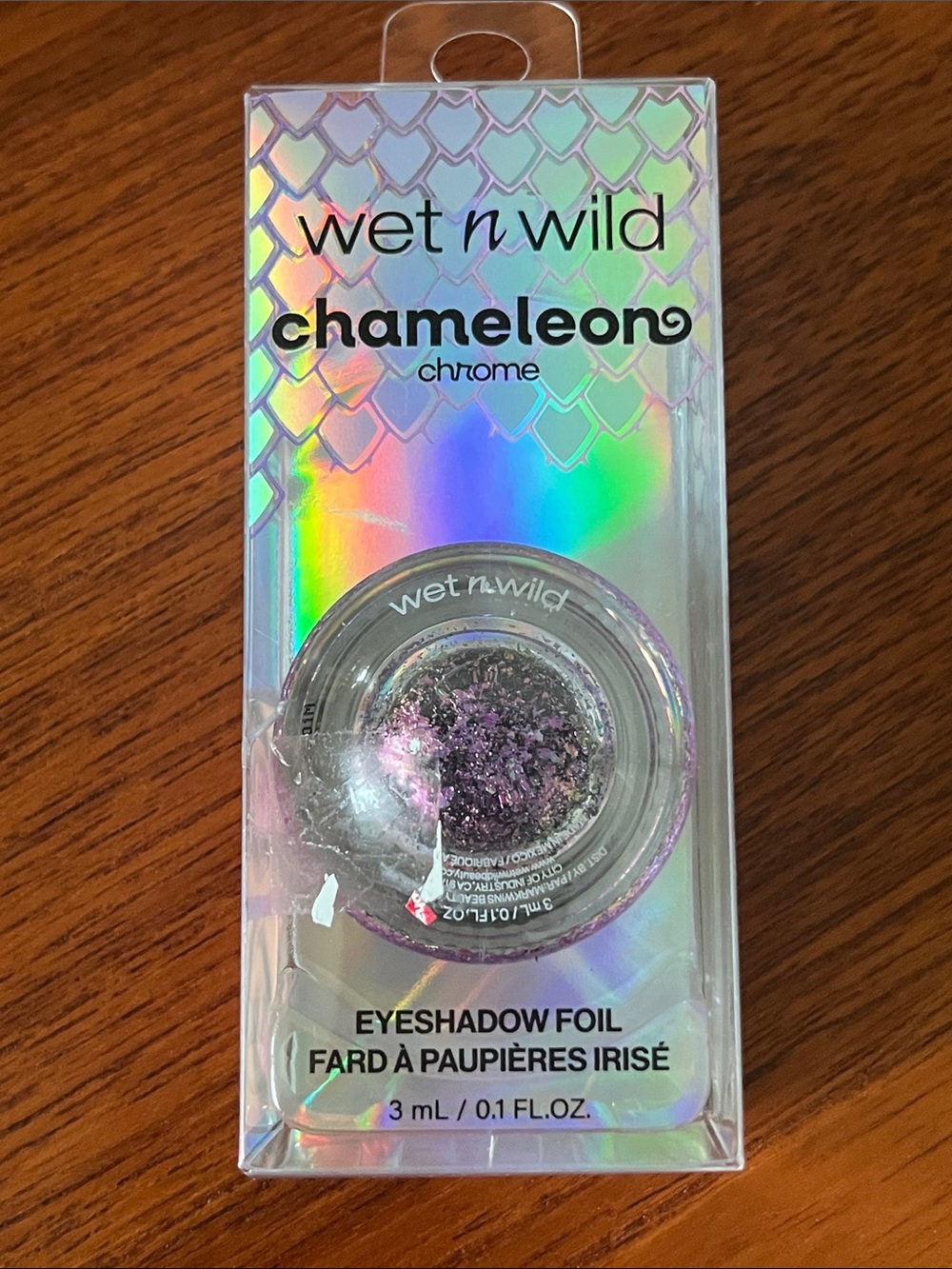 wet n wild Chameleon Chrome Eyeshadow Foil - Iridescent Purple